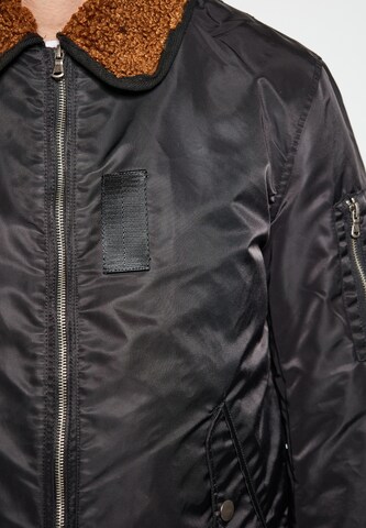 TUFFSKULL Winter jacket in Black