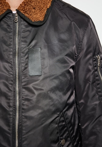 TUFFSKULL Winter jacket in Black