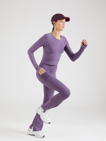 Fabletics Funktionstopp i lila