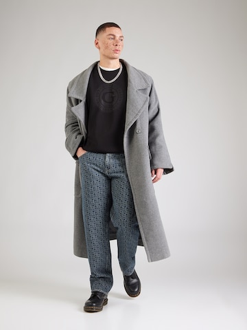 Bluză de molton de la GUESS pe negru