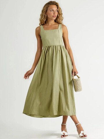Busem Dress in Green: front