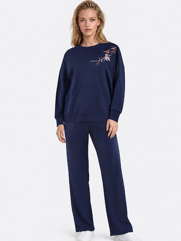 Lady Bersan Leisure suit in Blue
