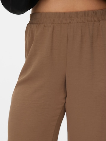 Vero Moda Curve - Pierna ancha Pantalón 'VMCALVA' en marrón