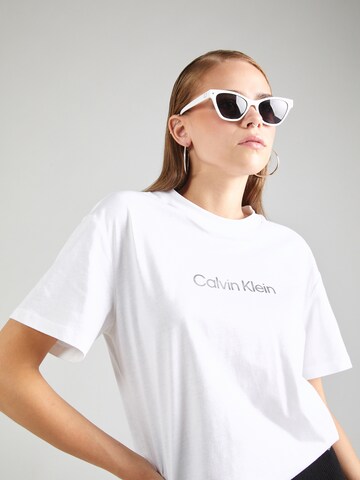 Calvin Klein T-Shirt 'HERO' in Weiß