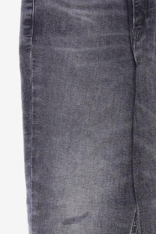 Calvin Klein Jeans Jeans in 30 in Grey