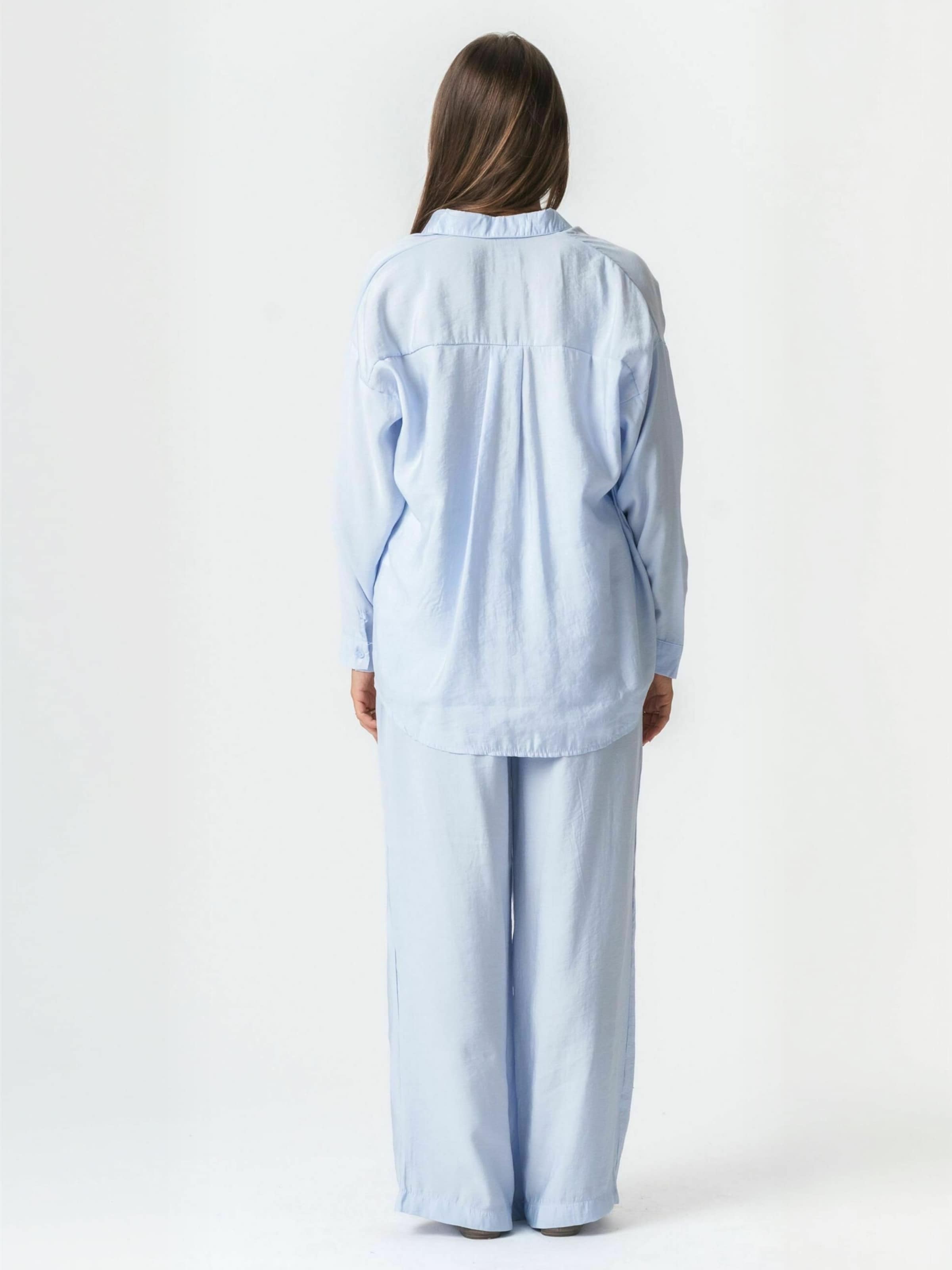 TEESHOPPEN - Camisa ' Mia ' em azul