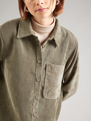 Camicia da donna 'PCJEFFI' di PIECES in verde