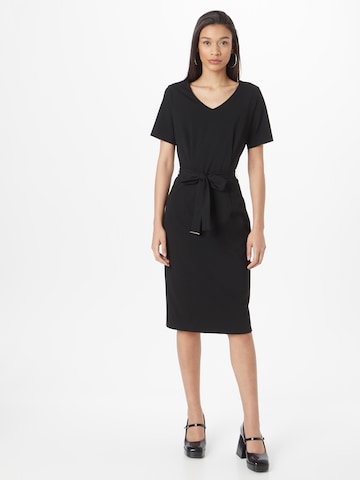 Robe fourreau COMMA en noir : devant