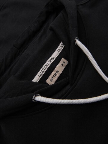 Ombre Sweatshirt 'OM-SSBN-0177' in Black