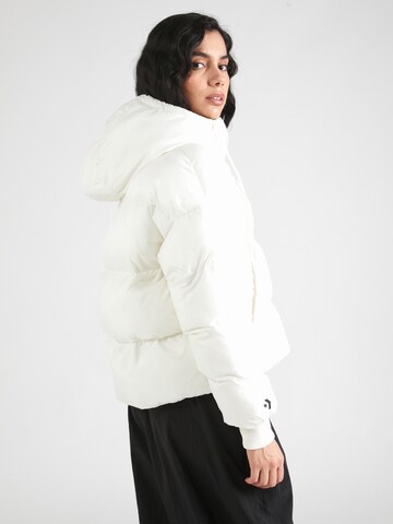 Veste d’hiver CONVERSE en blanc