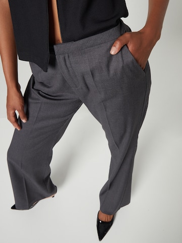 Wide leg Pantaloni 'Lenni' de la Bella x ABOUT YOU pe gri