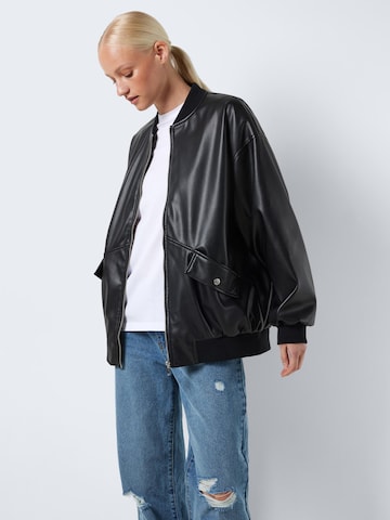 Veste mi-saison 'RONJA' Noisy may en noir