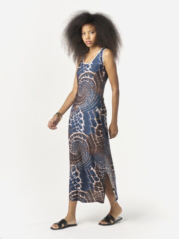 KOROSHI - Vestido em azul