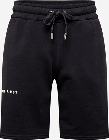 Family First Pants in Black: front