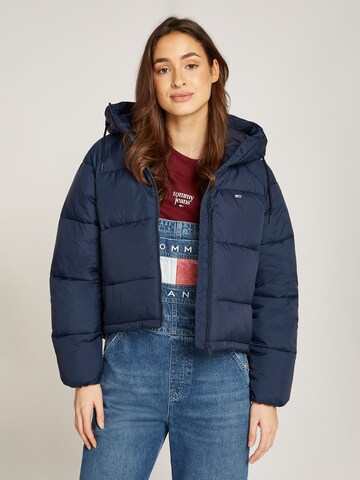 Tommy Jeans Curve Übergangsjacke in Blau: Vorderseite