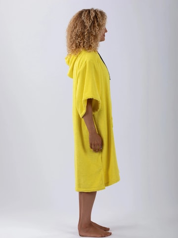 Pacifique Sud - Bata deportiva 'Surf' en amarillo