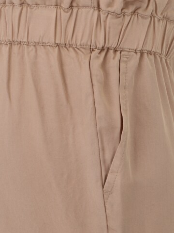 regular Pantaloni 'New Bethune' di MAMALICIOUS in grigio