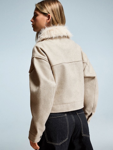 Bershka Overgangsjakke i beige