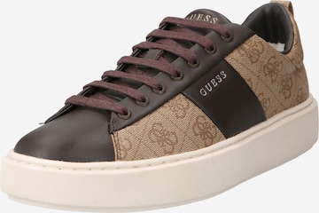 Sneaker low 'NEW VICE' de la GUESS pe bej: față