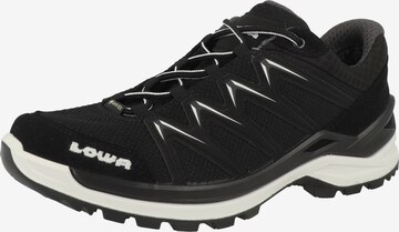 LOWA Flats 'Innox Pro' in Black: front