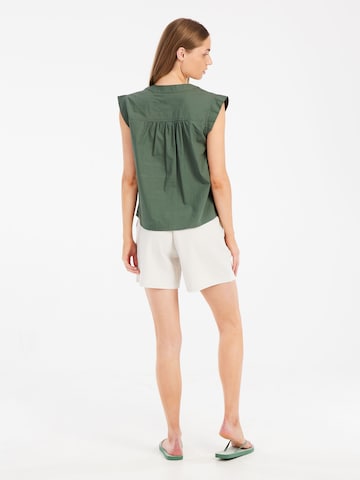 PROTEST Shirt 'PRTJana' in Grün