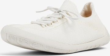 Baskets basses 'Path' CAMPER en blanc : devant