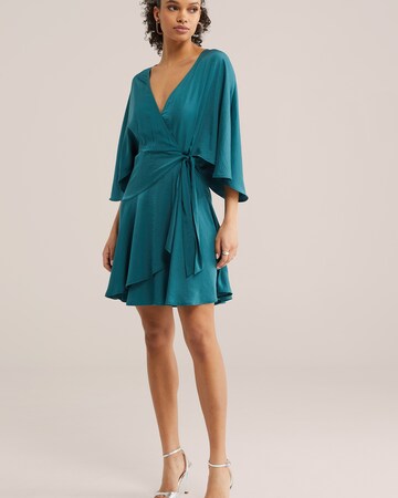 WE FashionHaljina - zelena boja: prednji dio