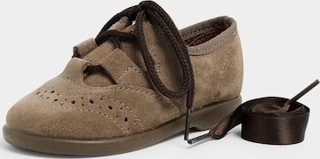 Chaussure basse Pisamonas en gris : devant