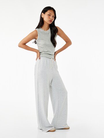 Koton Flared Hose in Grau
