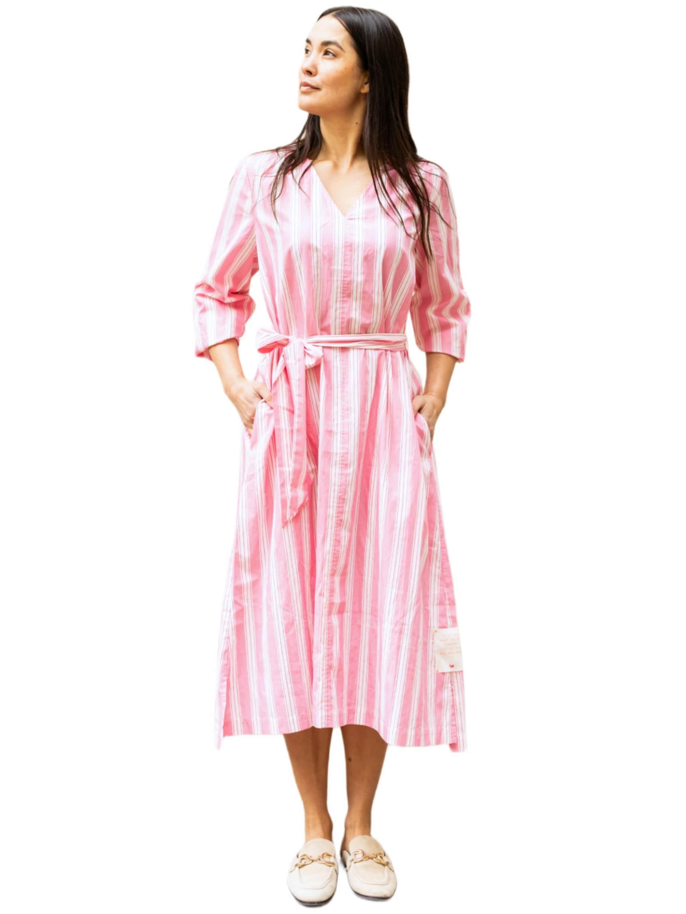 LIKS. Munich Jurk 'Kleid V-Ausschnitt Streifen' in Roze