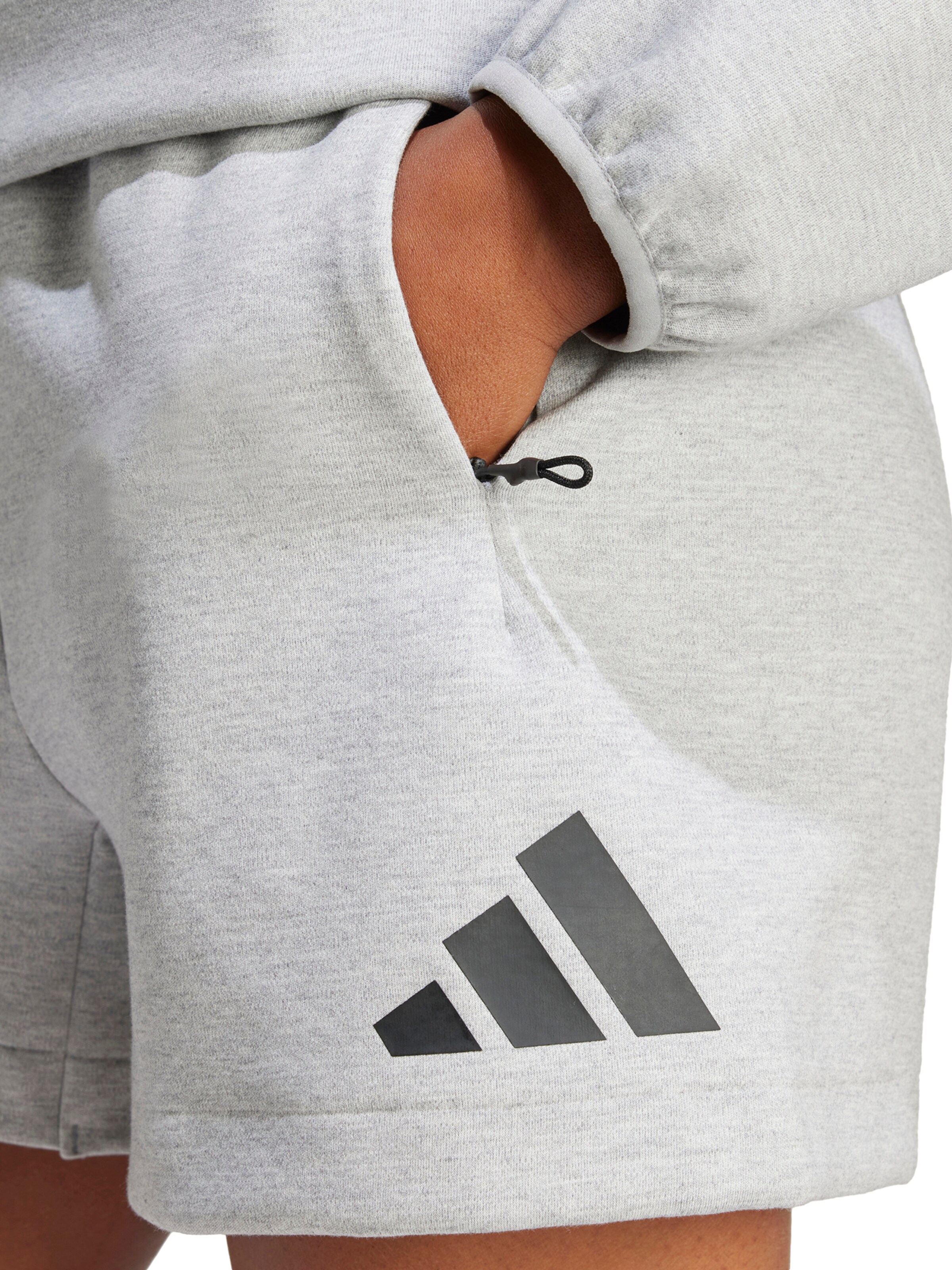 Loosefit Pantaloni sportivi 'Z.N.E' di ADIDAS SPORTSWEAR in grigio