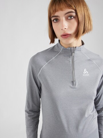 ODLO Sportsweatshirt 'Carve Light' i grå