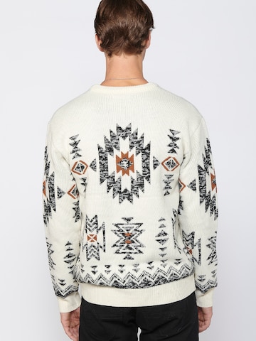 Pull-over KOROSHI en blanc