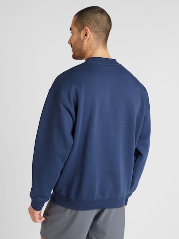 new balance Sweatshirt 'Hoops' in Blau