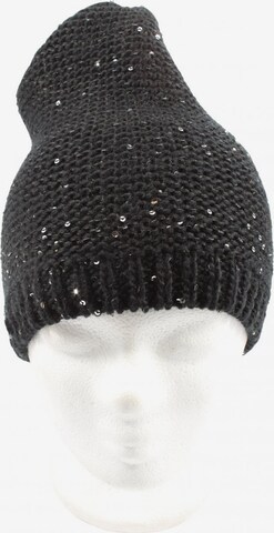 Gina Hat & Cap in XS-XL in Black: front