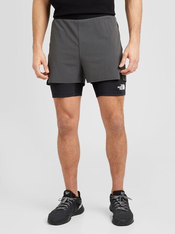 THE NORTH FACE Regular Outdoorshorts 'MA LAB' in Grau: predná strana