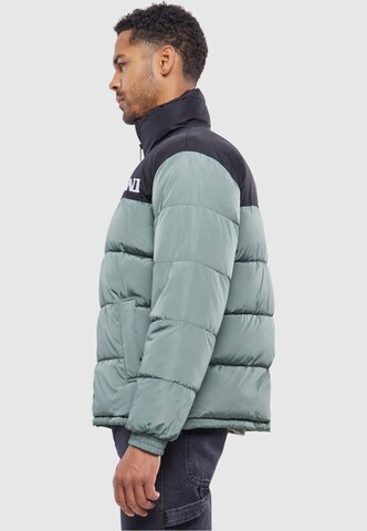 Veste d’hiver Karl Kani en vert