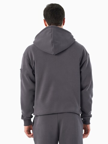 Organication Sweatjacke in Grau