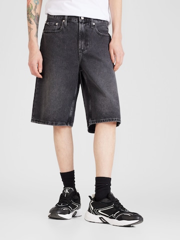 Calvin Klein Jeans Loosefit Shorts '90'S' in Schwarz: predná strana