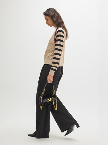 Pull-over Lola Casademunt en beige : sur le côté