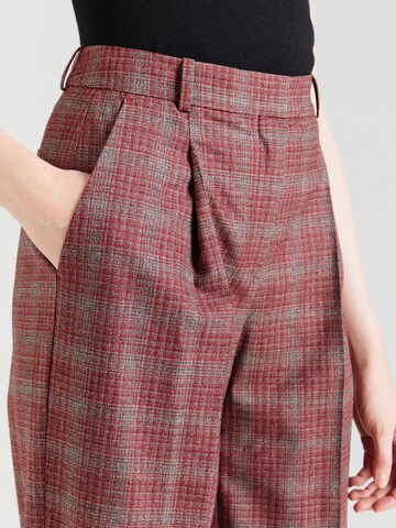 BOSS - regular Pantalón plisado 'Tanity' en rojo