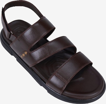 Desa Sandal 'DESA Herren-Ledersandalen mit Nietenbesatz' in Brown: front