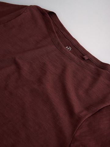 Tricou de la The Set pe roz