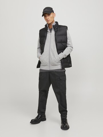 Effilé Pantalon cargo 'Bill' JACK & JONES en noir