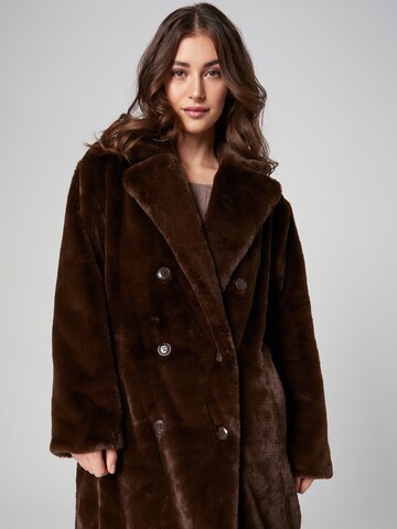 millane Between-seasons coat 'Eva' in Brown