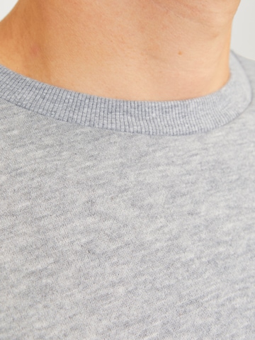 JJ Rebel Sweatshirt 'JREBROCKY' in Blau