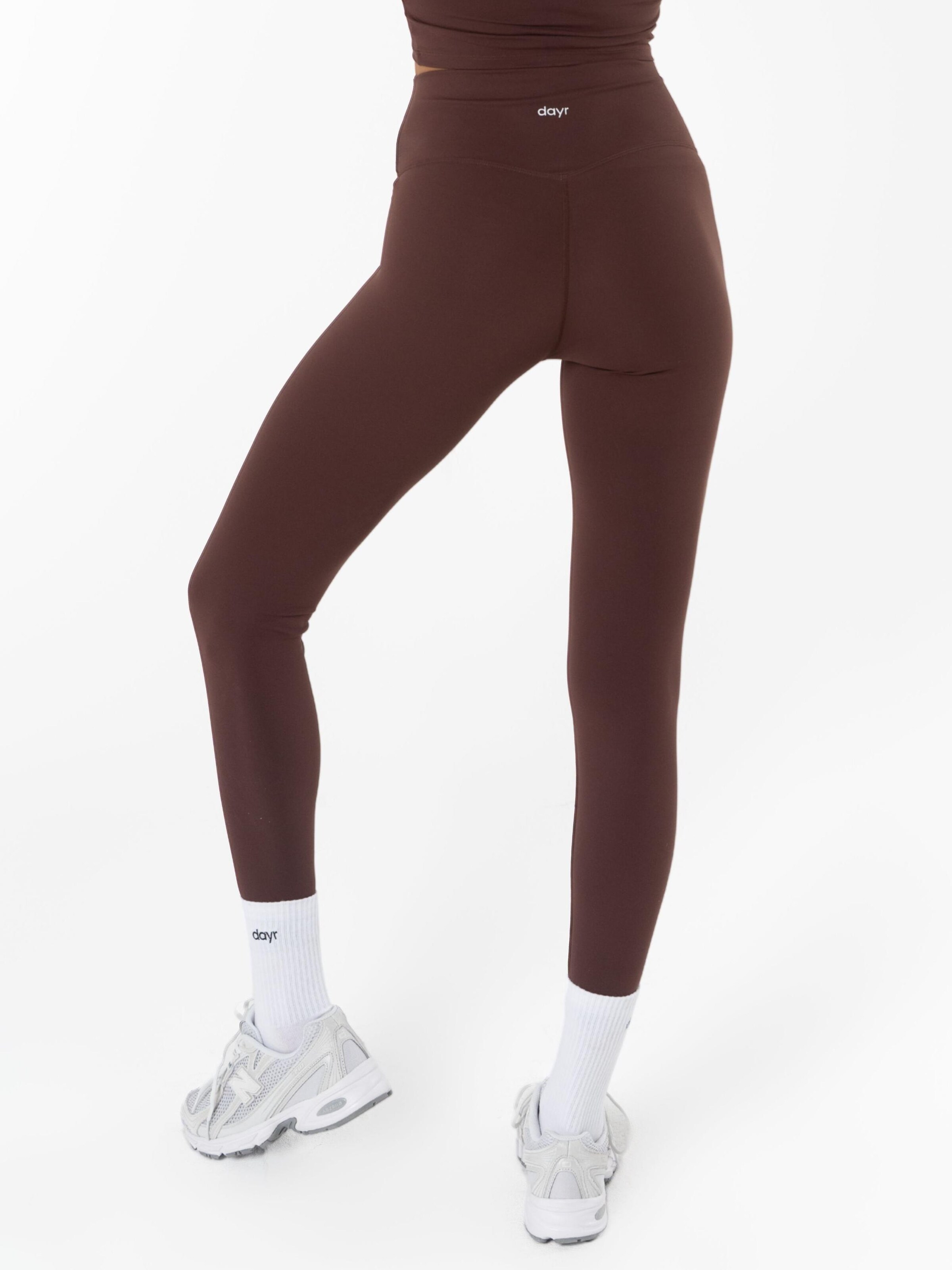 Skinny Leggings 'Essential' di dayr in marrone
