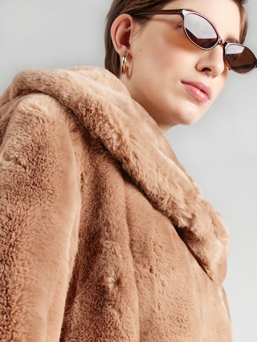 GUESS Between-season jacket 'NEW SOPHY' in Beige