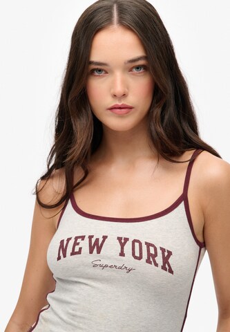 Superdry Top 'Essentials' in Grijs