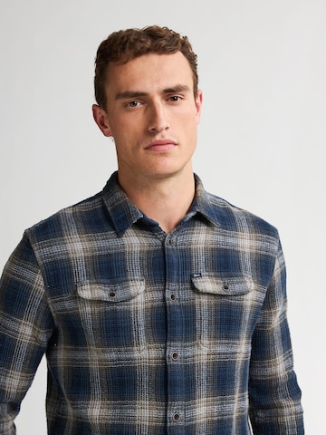 PETROL INDUSTRIES MEN Comfort fit Button Up Shirt in Blue: front